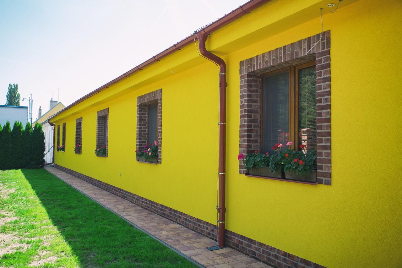 Penzion Jaro Hodonin Exterior photo